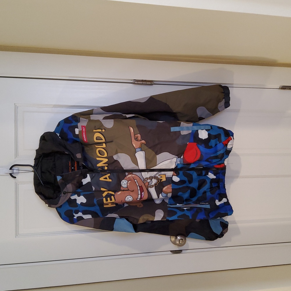 Mens hey Arnold wind breaker Size Large